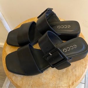 Ecco Elevate Squared Sandal